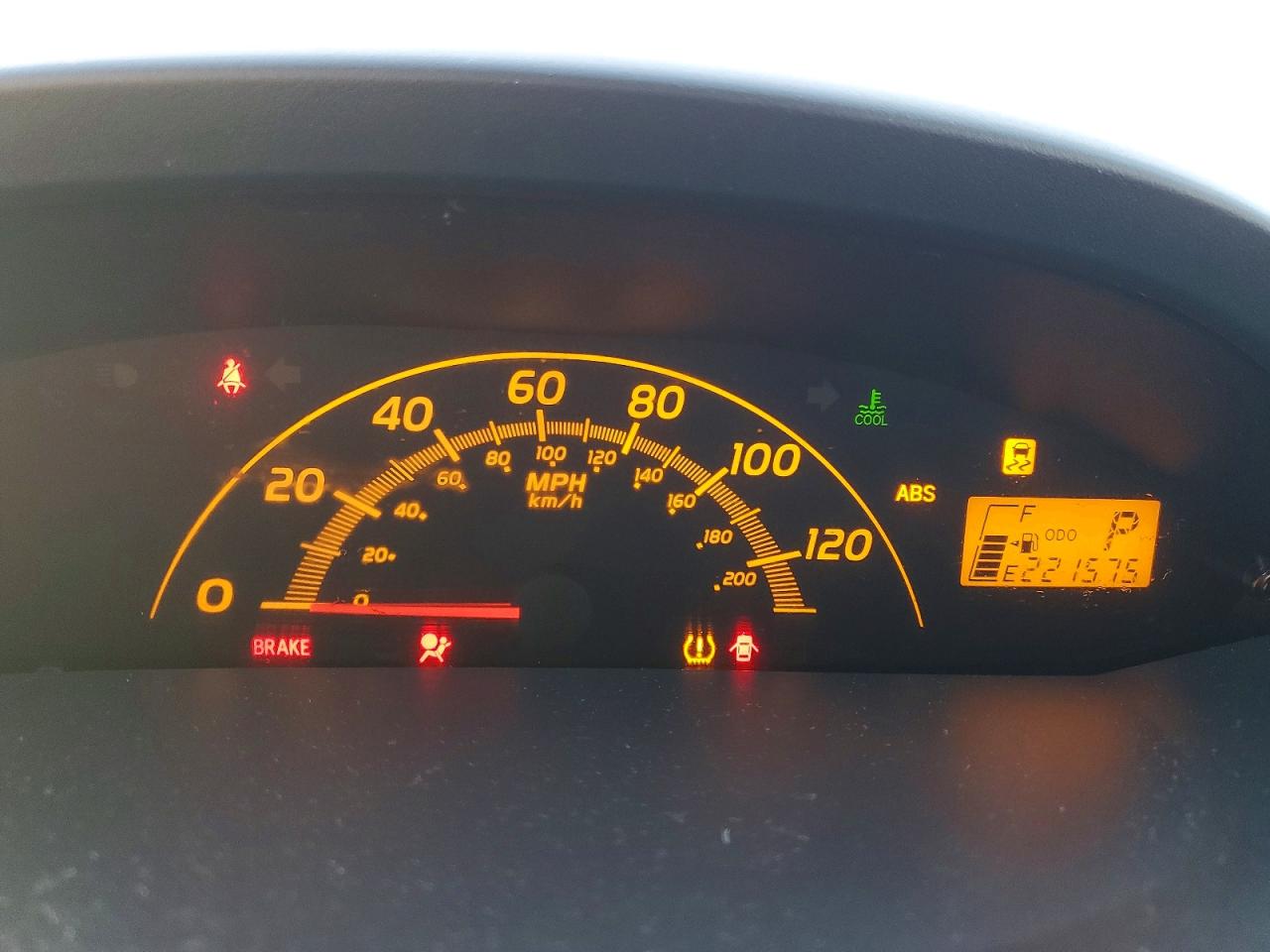 2010 TOYOTA YARIS photo 9