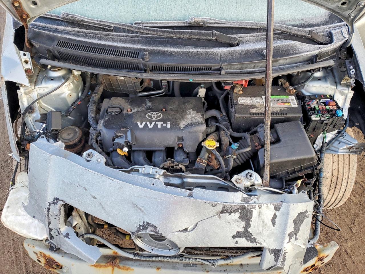 2010 TOYOTA YARIS photo 11