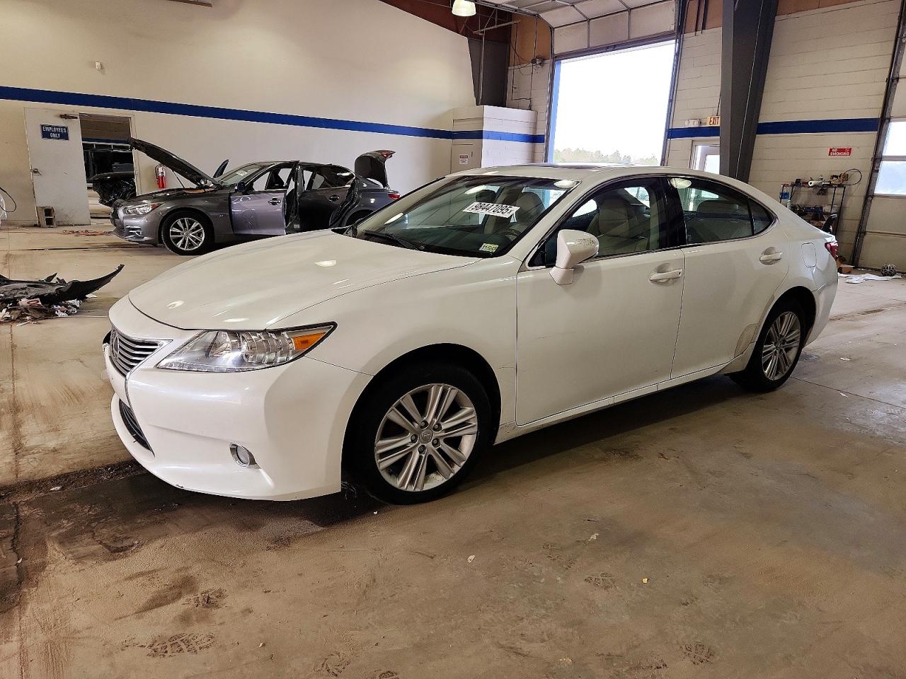 2013 LEXUS ES