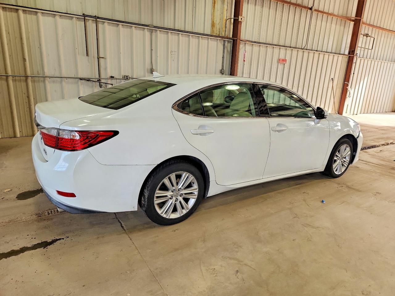 2013 LEXUS ES 350 photo 3