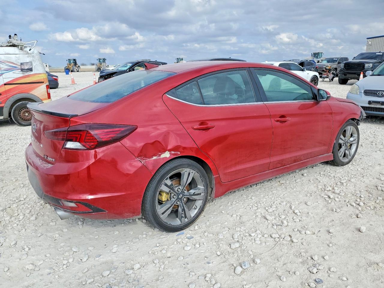 2019 HYUNDAI ELANTRA SPORT photo 3