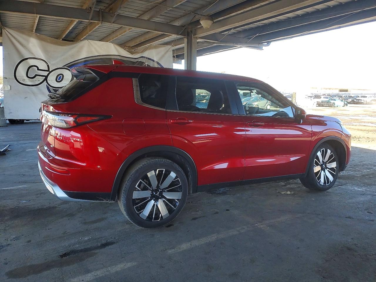 2025 MITSUBISHI OUTLANDER SE photo 3