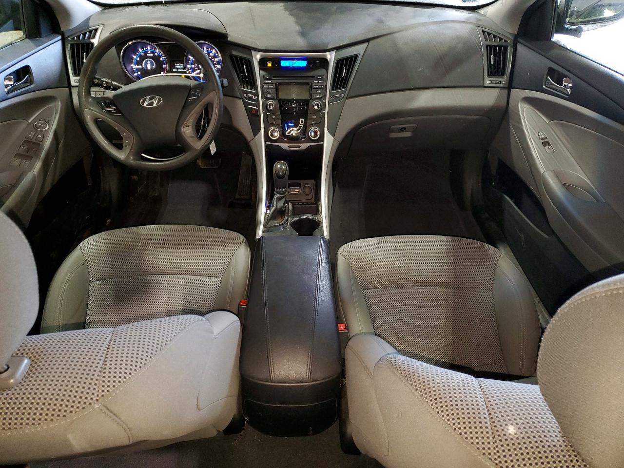2013 HYUNDAI SONATA GLS photo 8