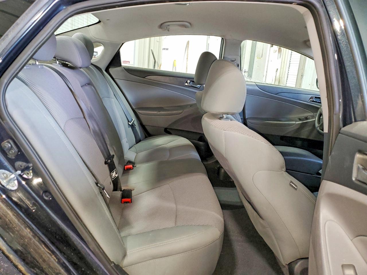 2013 HYUNDAI SONATA GLS photo 10