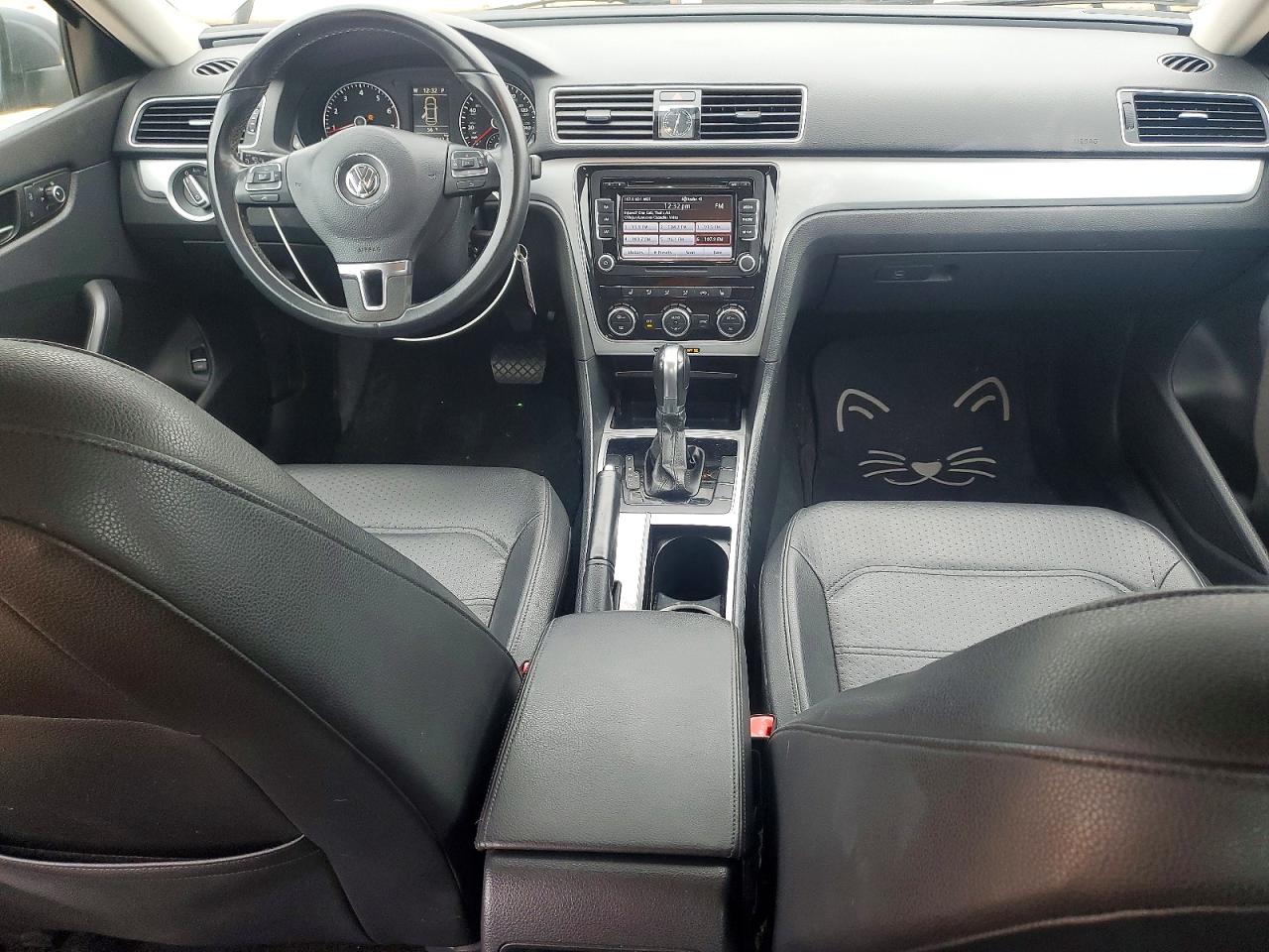 2012 VOLKSWAGEN PASSAT SE photo 15