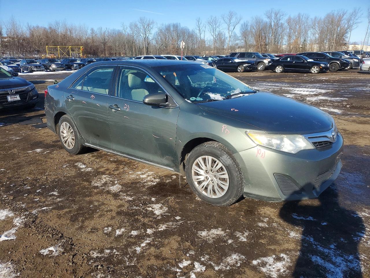 2012 TOYOTA CAMRY BASE photo 4