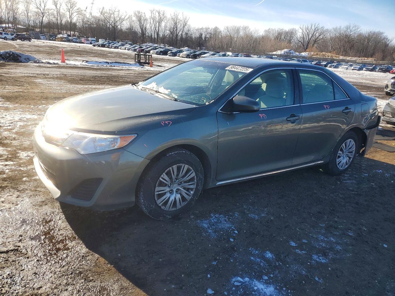 2012 TOYOTA CAMRY