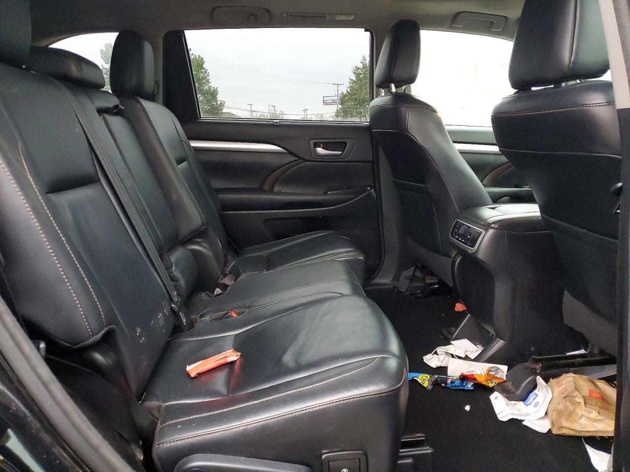 2017 TOYOTA HIGHLANDER HYBRID photo 11