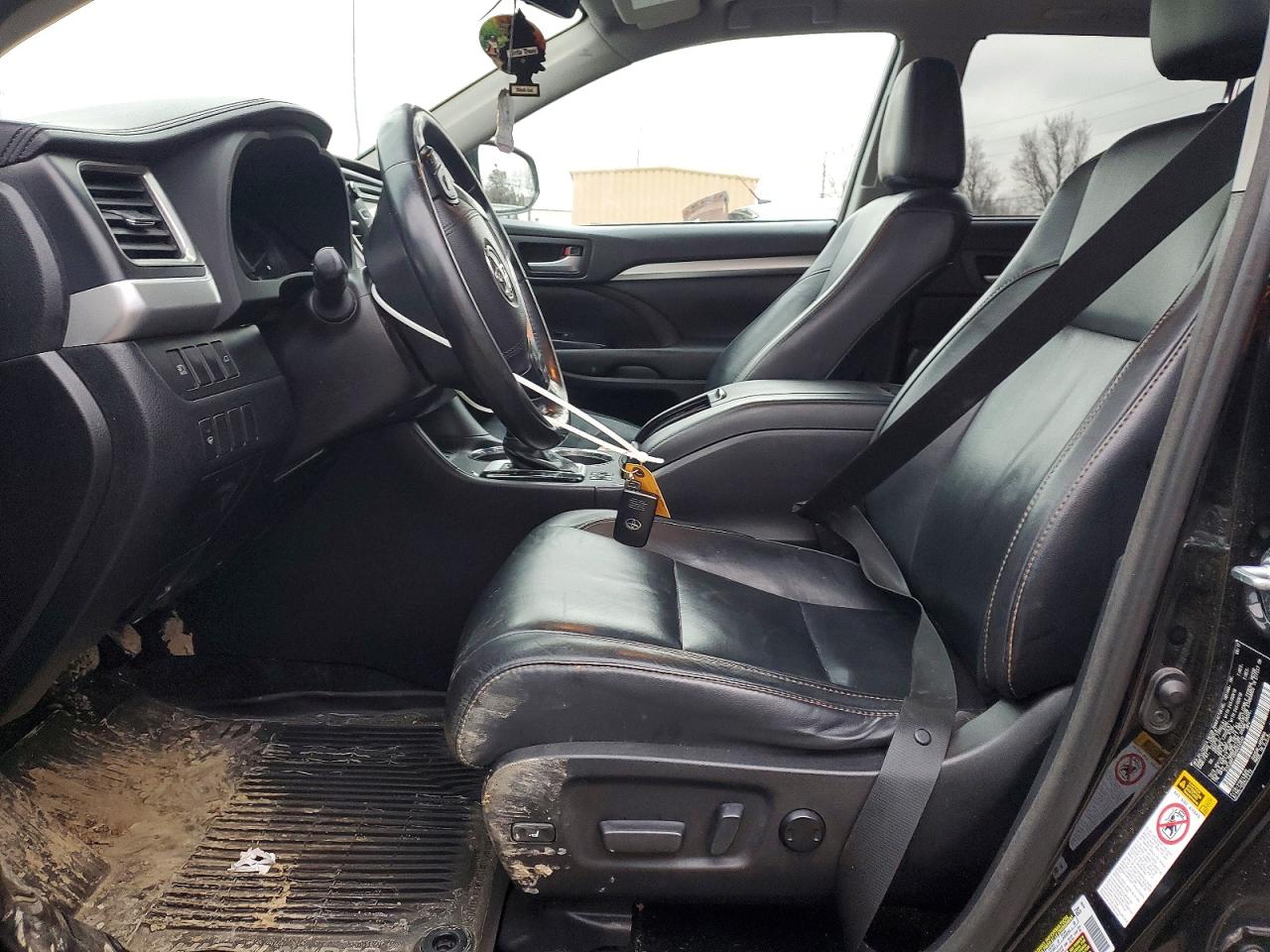 2017 TOYOTA HIGHLANDER HYBRID photo 7