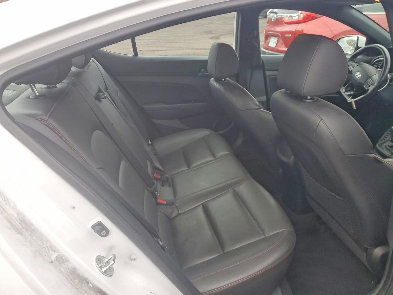 2018 HYUNDAI ELANTRA SPORT photo 10
