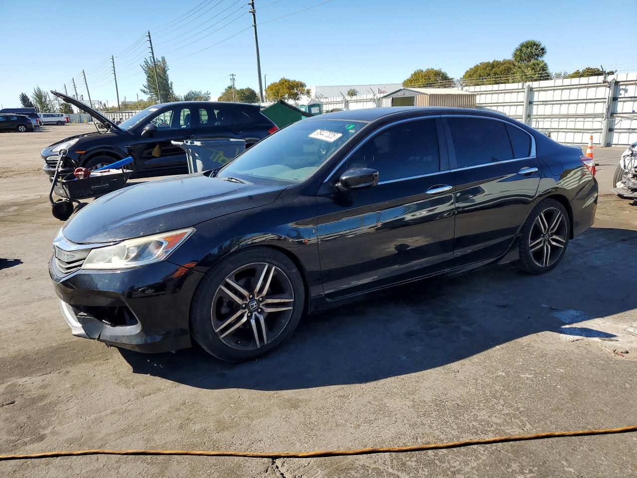 2017 HONDA ACCORD