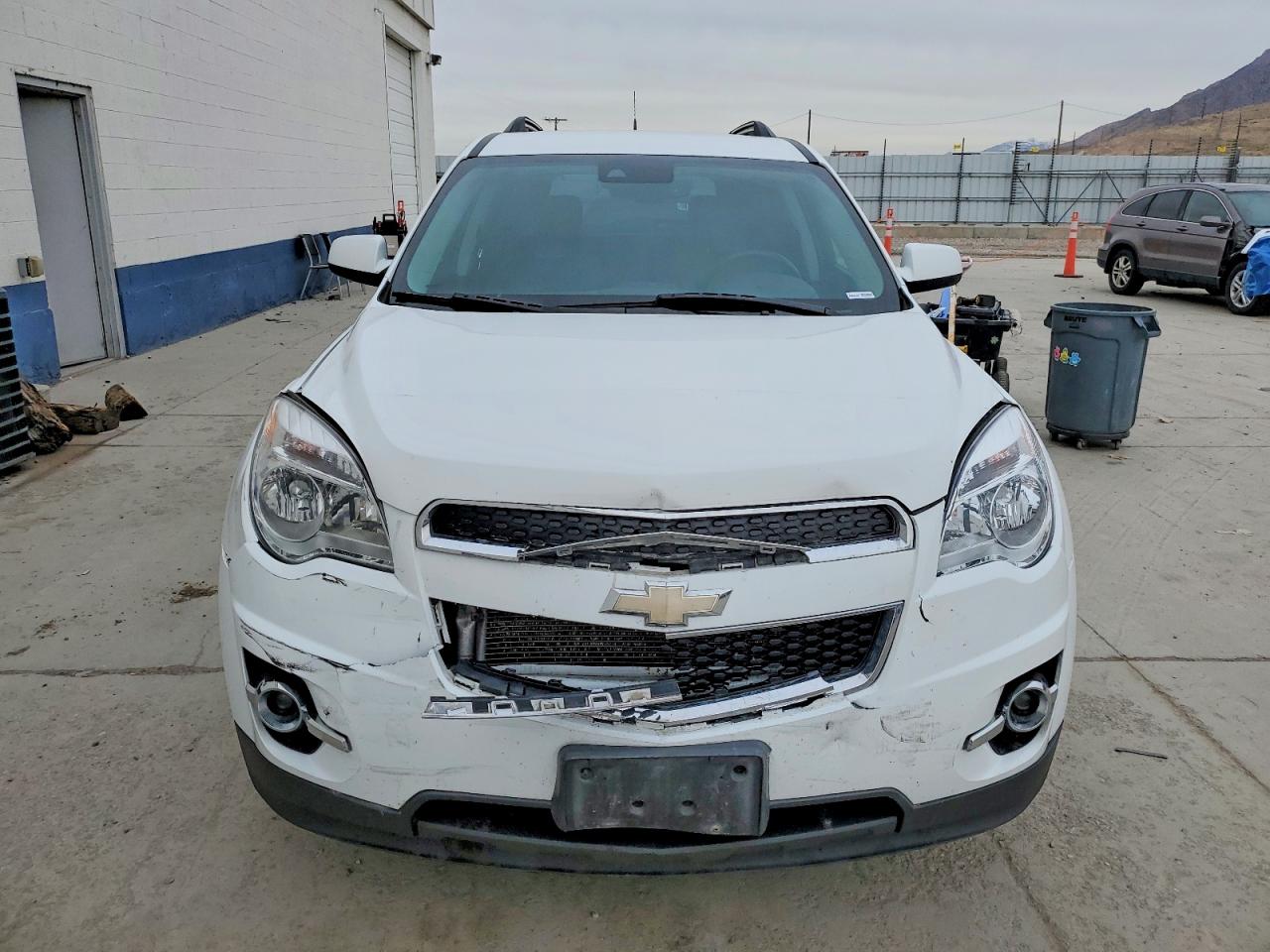 2013 CHEVROLET EQUINOX LT photo 5