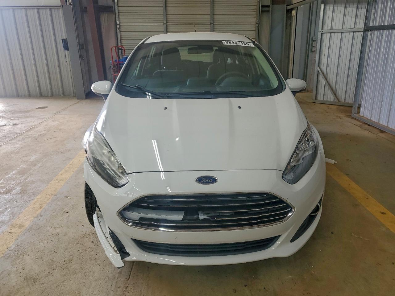 2016 FORD FIESTA SE photo 9