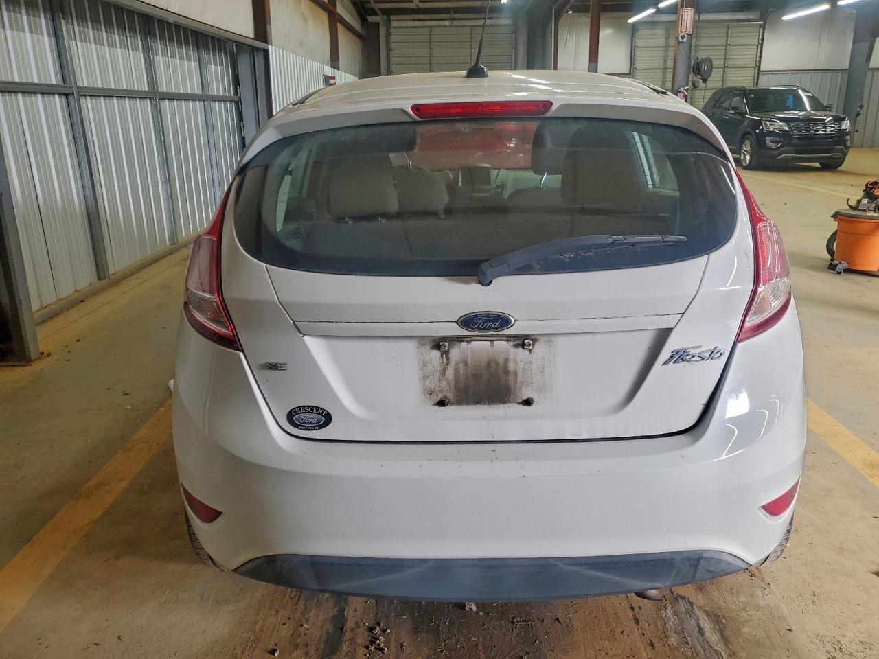 2016 FORD FIESTA SE photo 11
