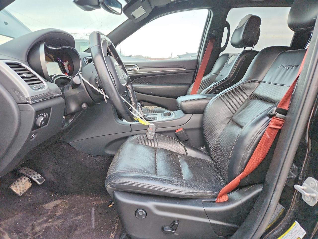 2019 JEEP GRAND CHEROKEE SRT-8 photo 13
