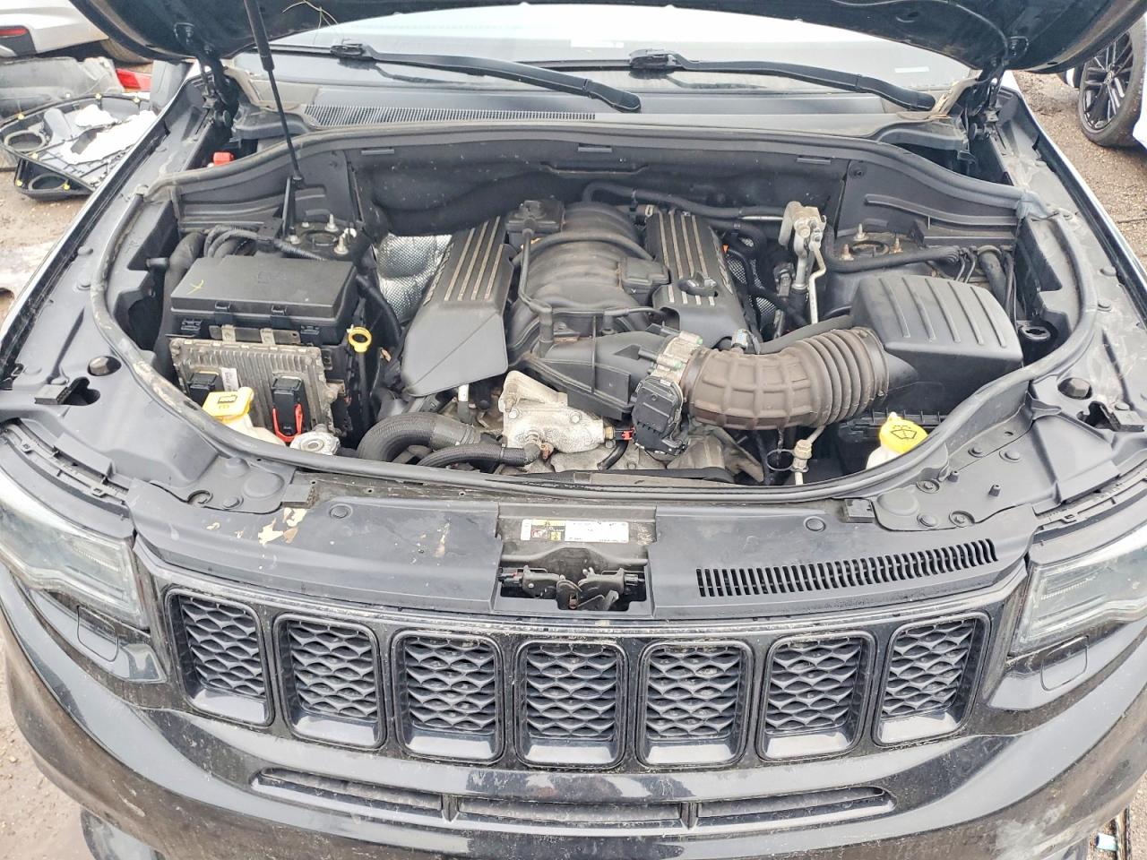 2019 JEEP GRAND CHEROKEE SRT-8 photo 23