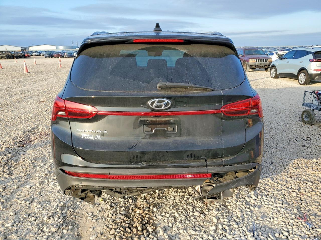 2023 HYUNDAI SANTA FE SE photo 6