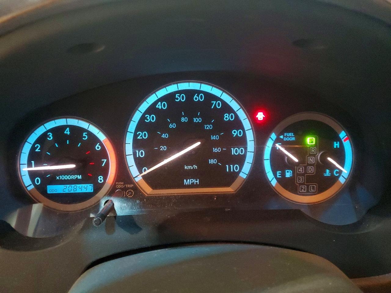 2004 TOYOTA SIENNA CE photo 9