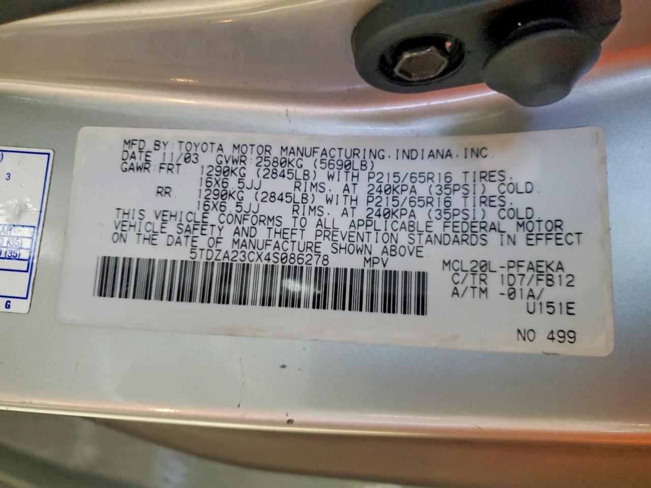 2004 TOYOTA SIENNA CE photo 13