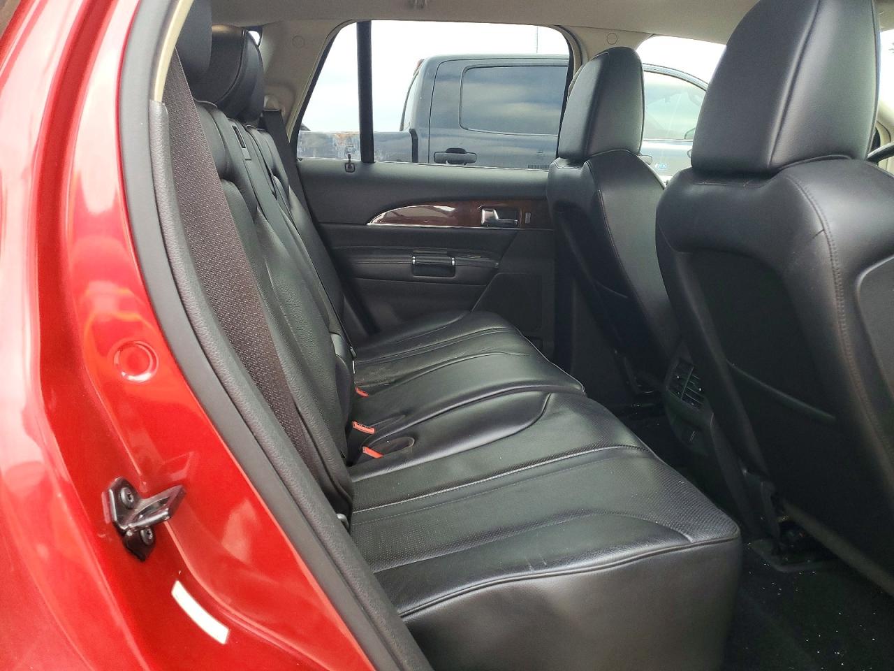 2011 LINCOLN MKX photo 41