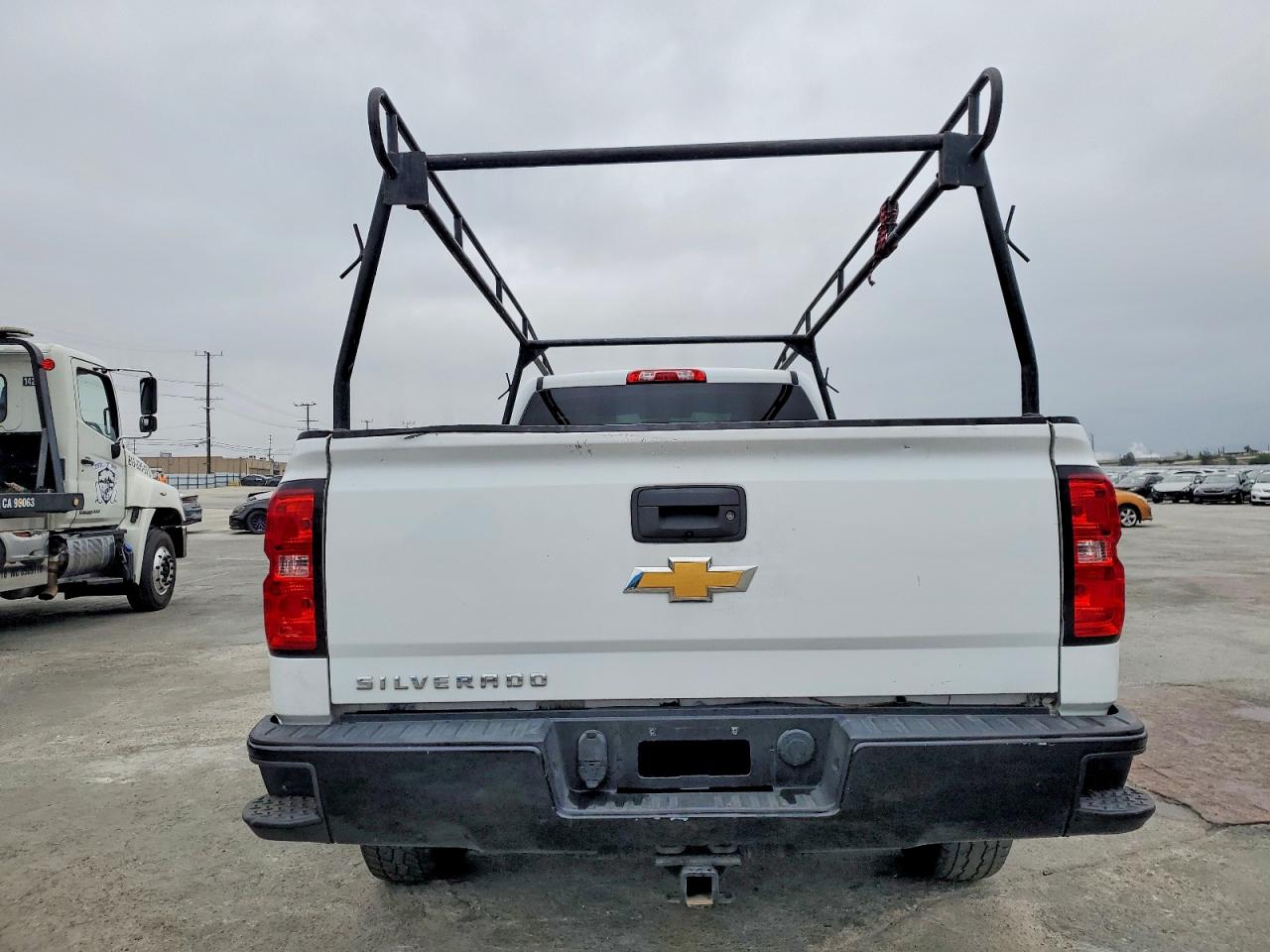 2018 CHEVROLET SILVERADO C1500 photo 11