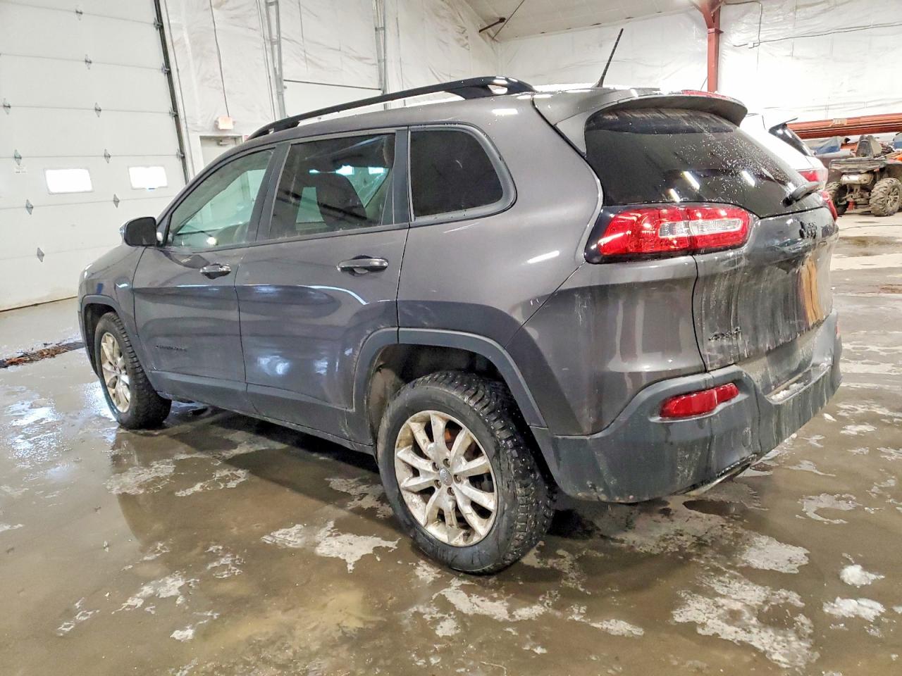 2018 JEEP CHEROKEE LATITUDE photo 2