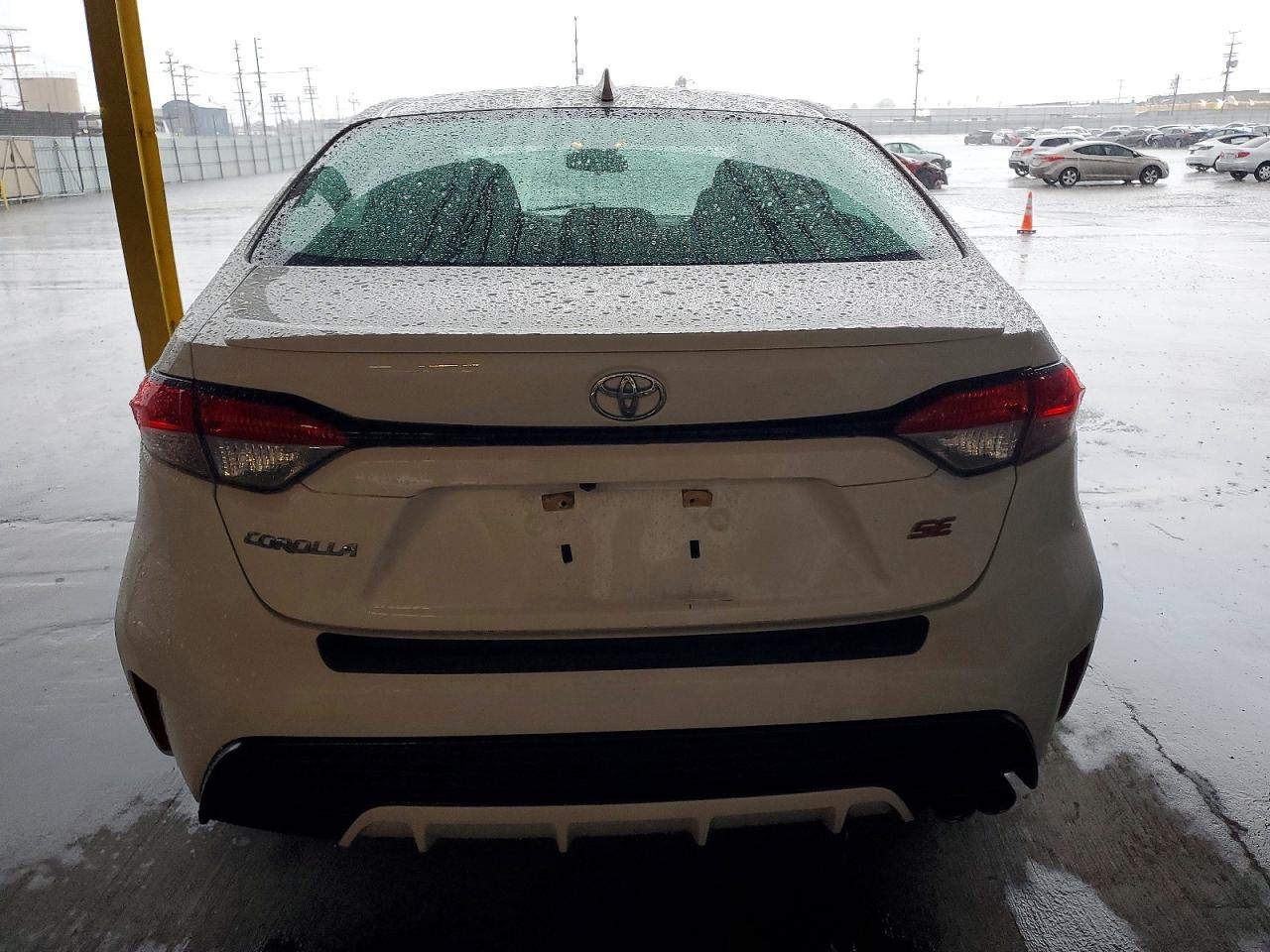 2020 TOYOTA COROLLA SE photo 6