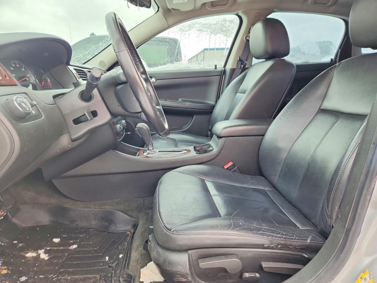 2011 CHEVROLET IMPALA LT photo 7
