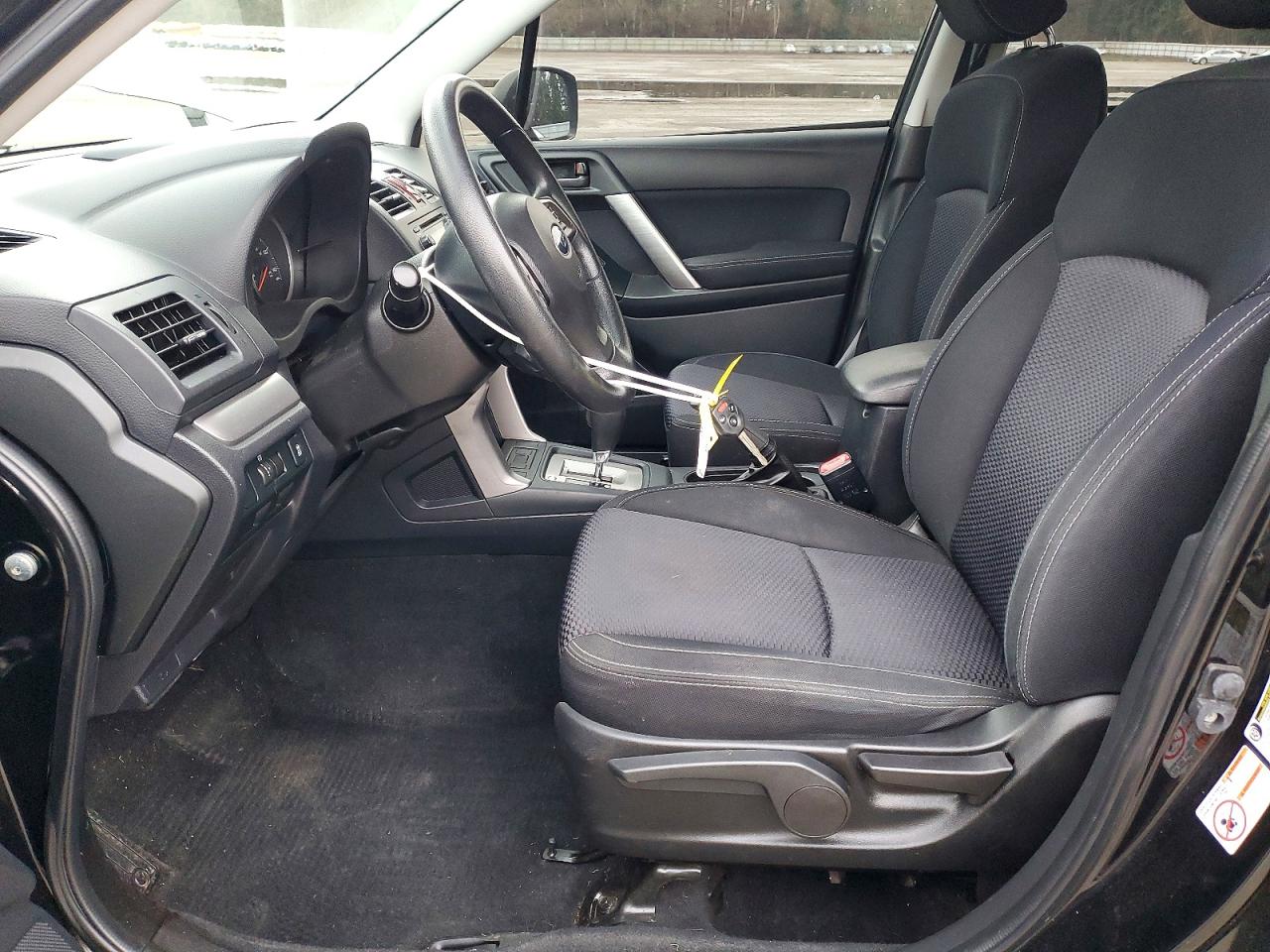 2015 SUBARU FORESTER 2.5I photo 13