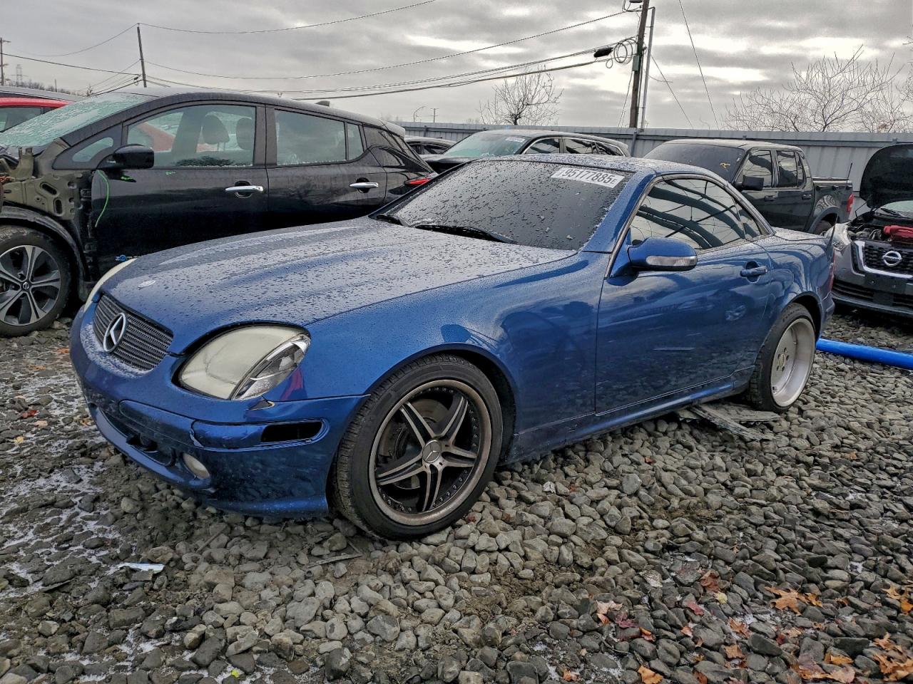 2001 MERCEDES-BENZ SLK