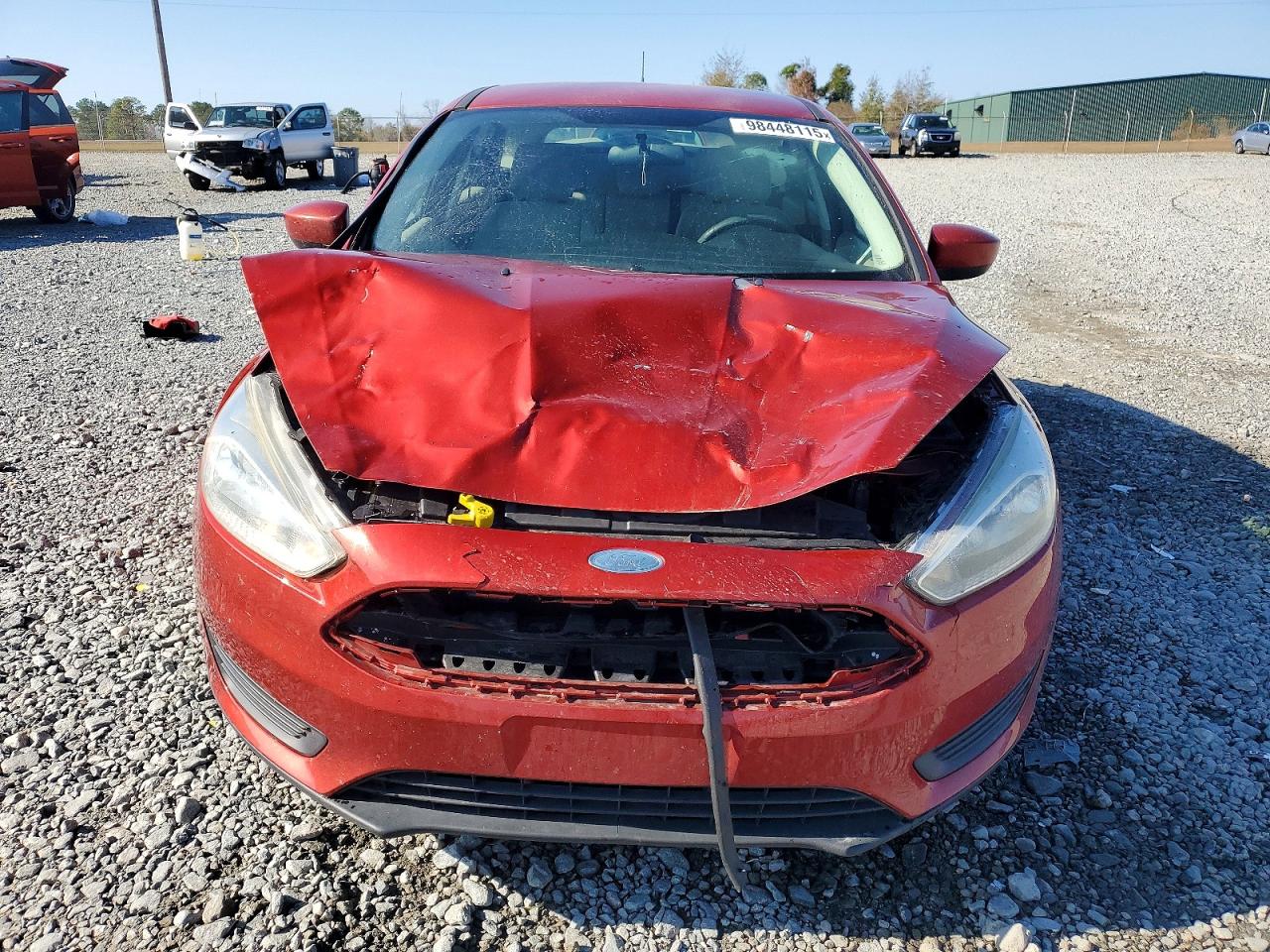 2018 FORD FOCUS SE photo 5