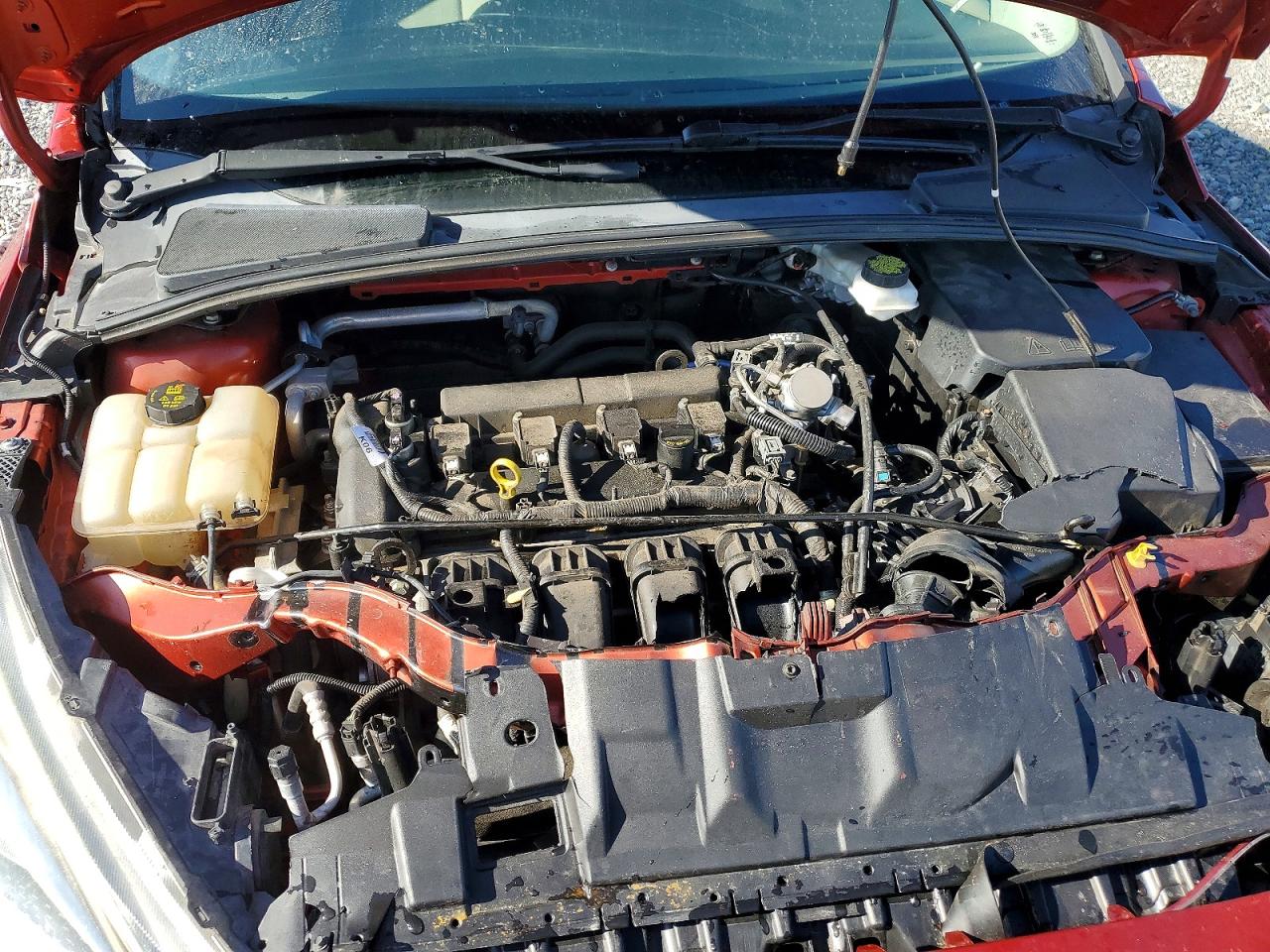 2018 FORD FOCUS SE photo 11