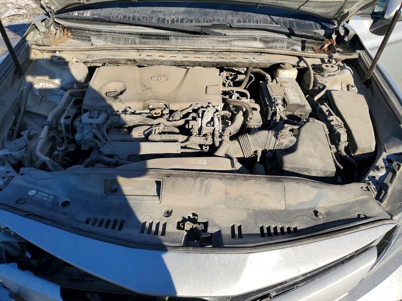 2020 TOYOTA CAMRY LE photo 11