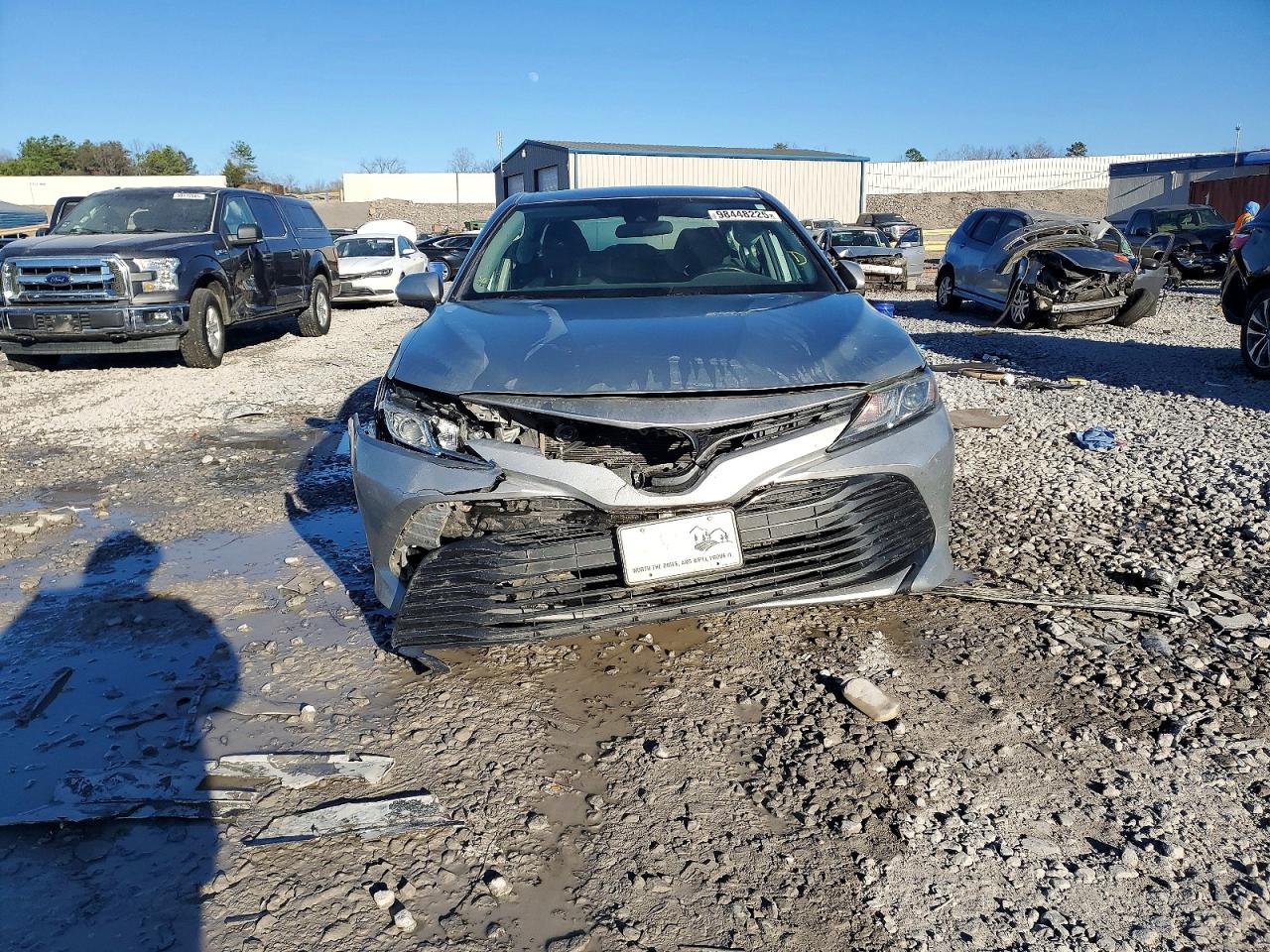 2020 TOYOTA CAMRY LE photo 5