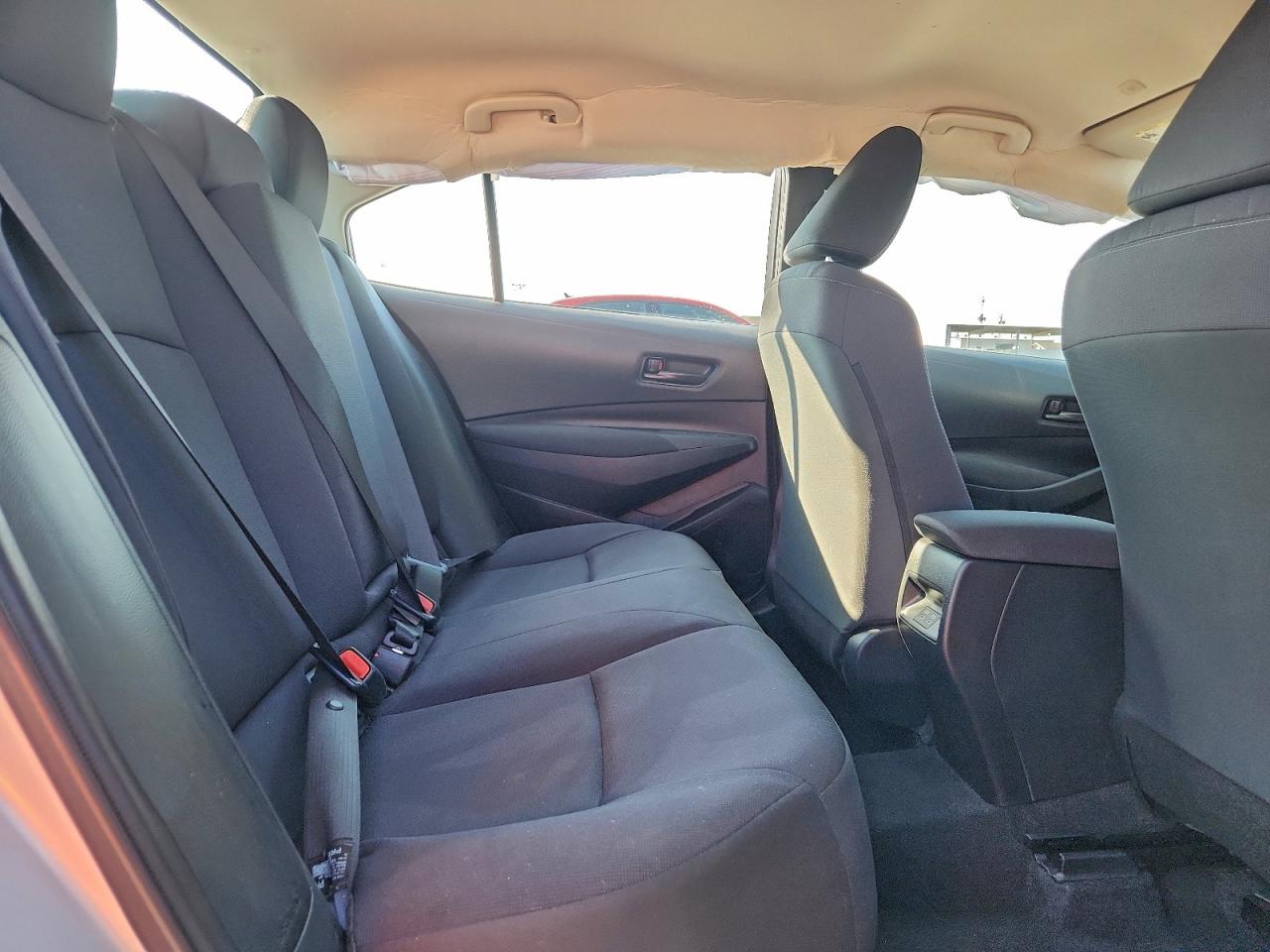 2024 TOYOTA COROLLA LE photo 10
