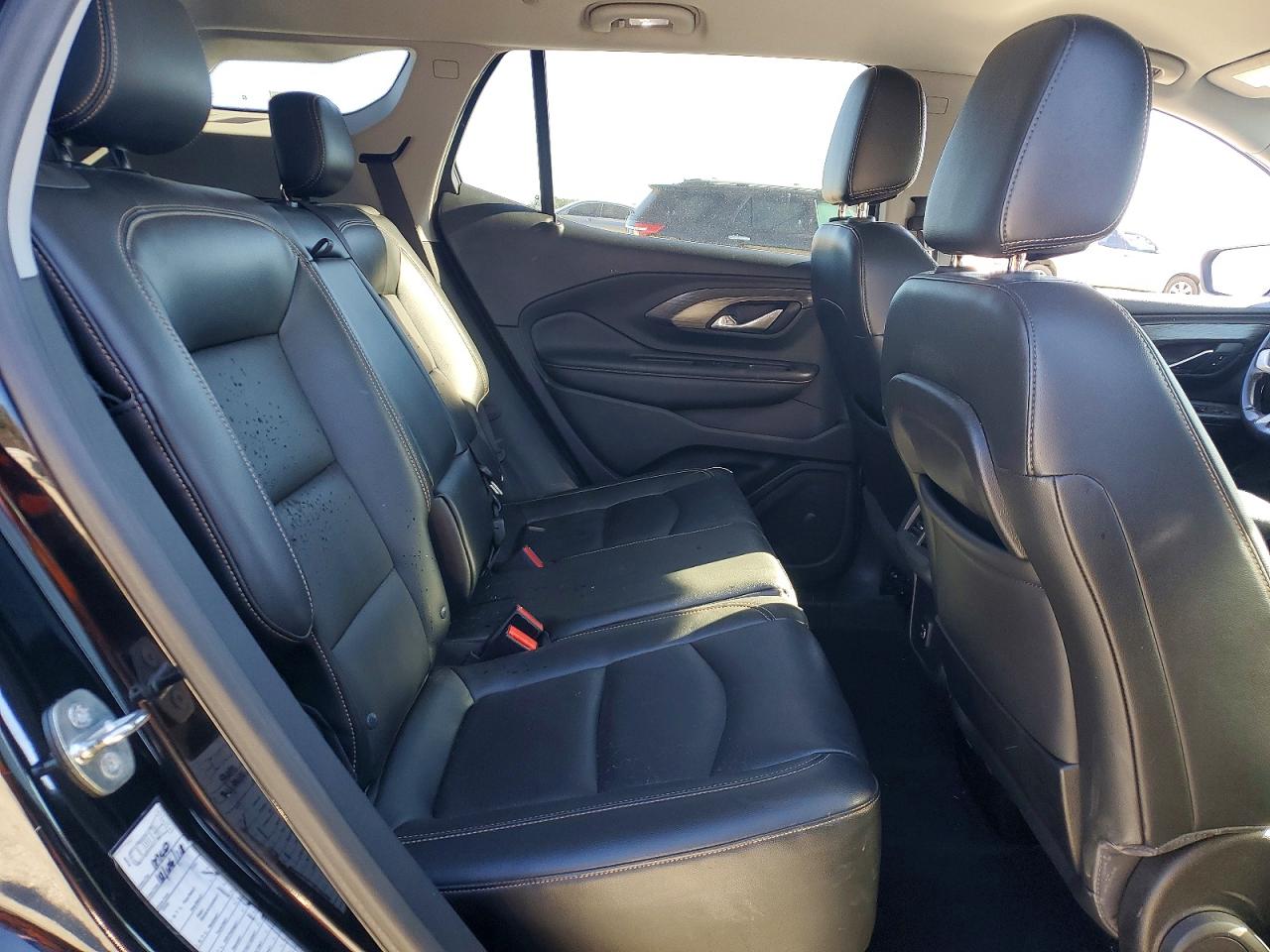 2019 GMC TERRAIN SLT photo 11