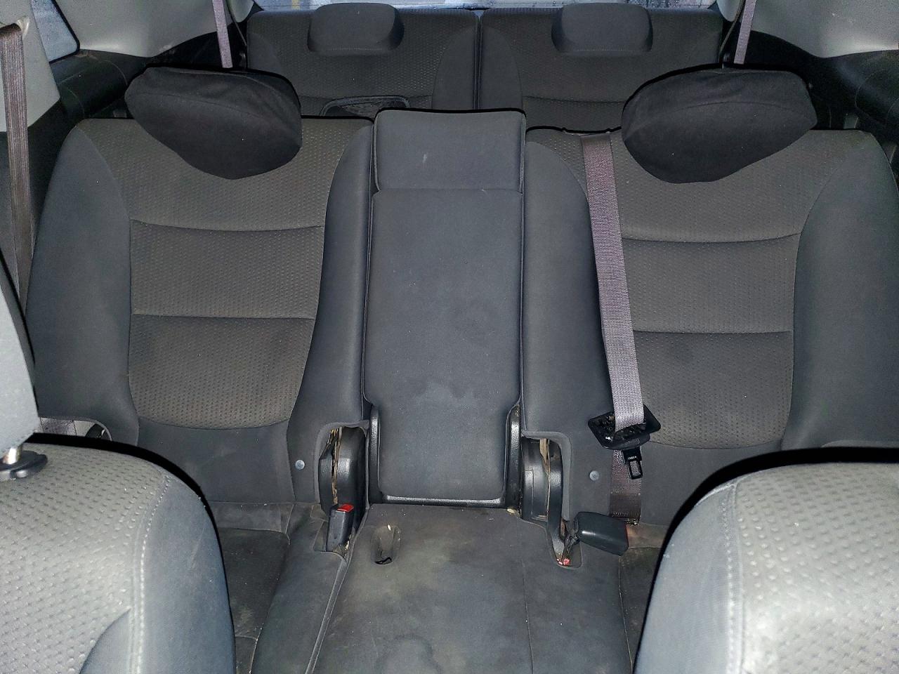 2011 KIA SORENTO BASE photo 10