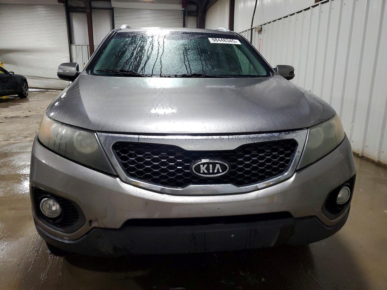 2011 KIA SORENTO BASE photo 5