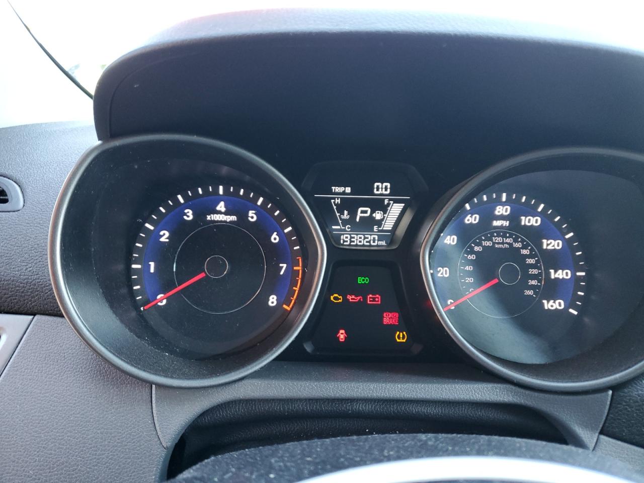 2016 HYUNDAI ELANTRA SE photo 17