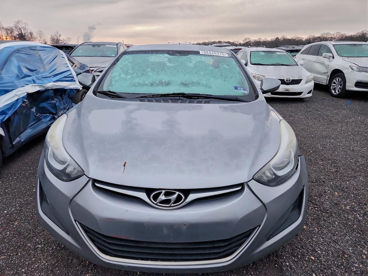 2016 HYUNDAI ELANTRA SE photo 9