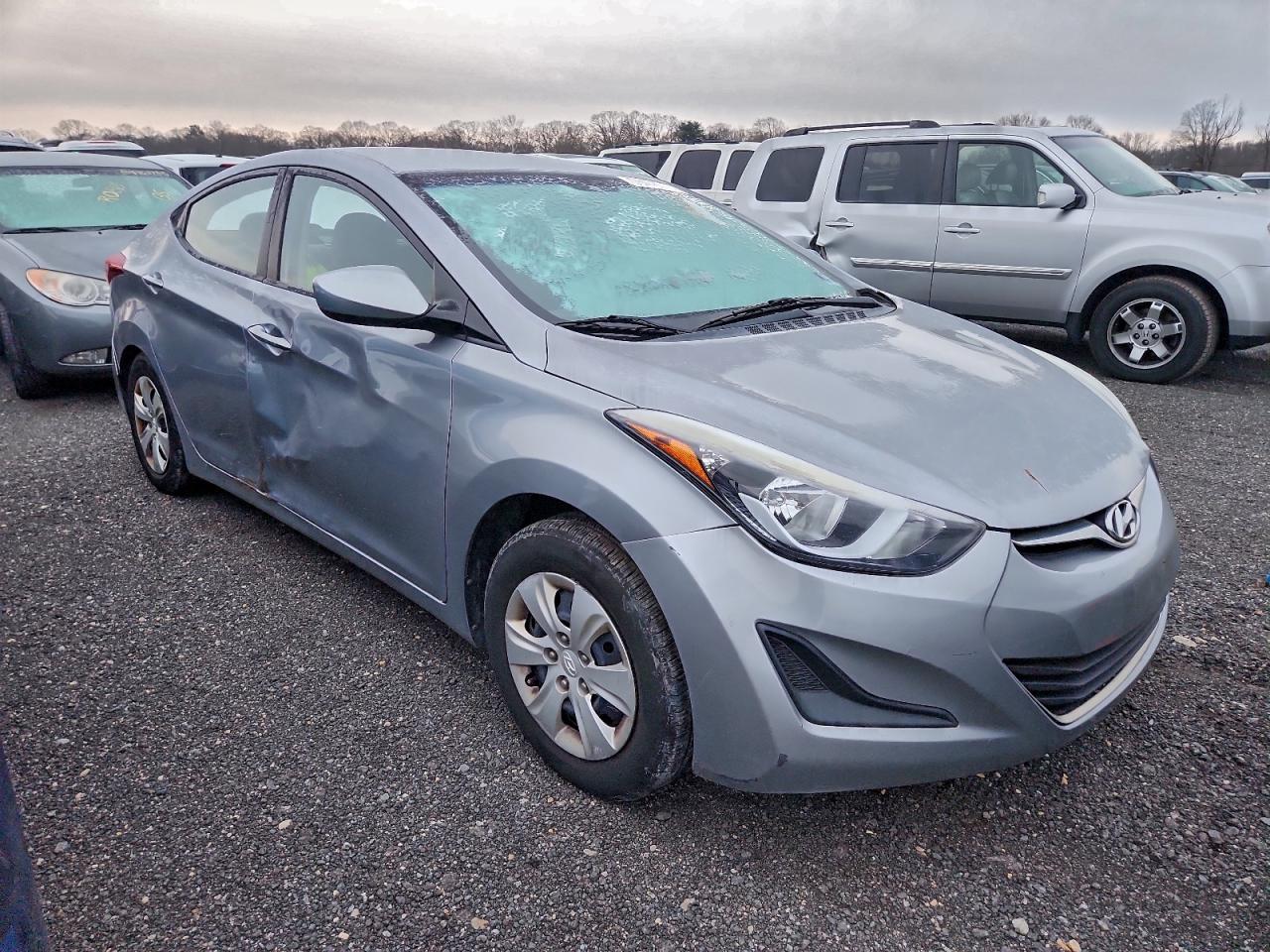 2016 HYUNDAI ELANTRA SE photo 7