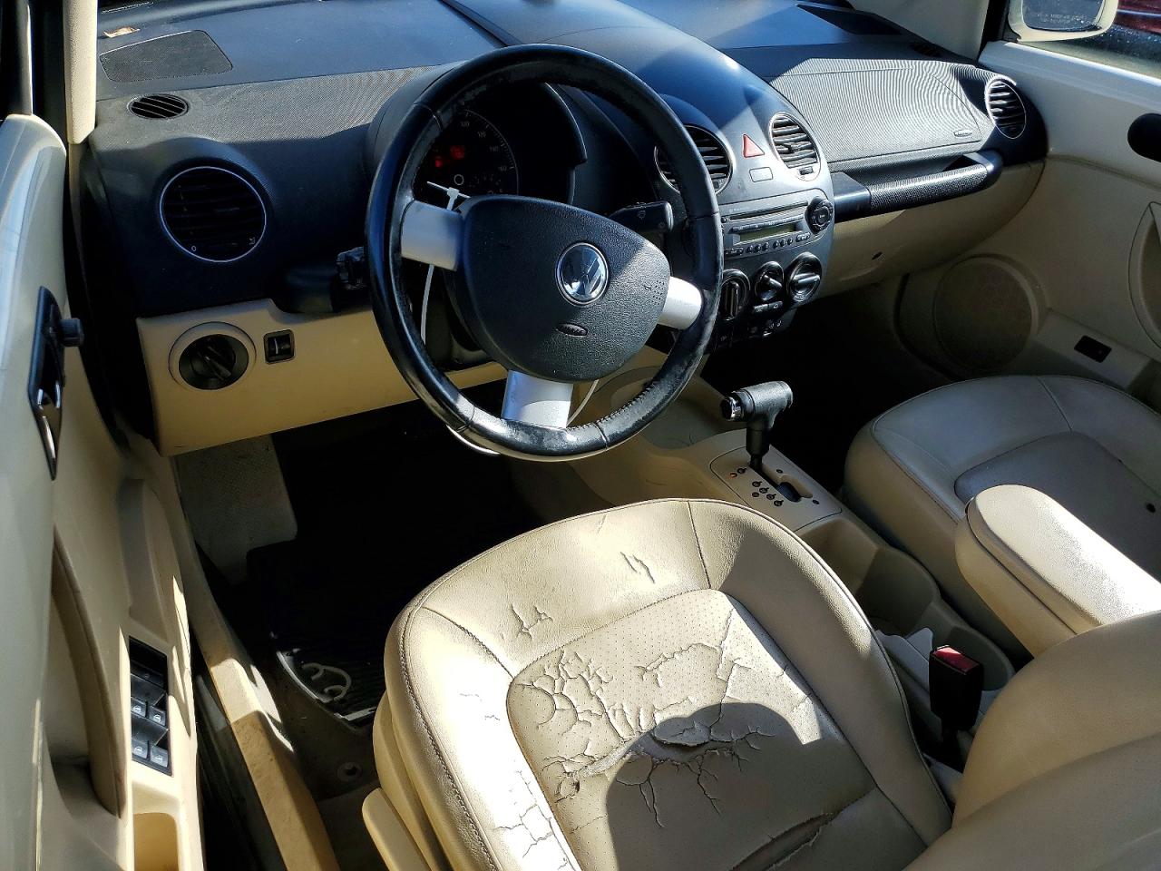 2010 VOLKSWAGEN NEW BEETLE photo 15
