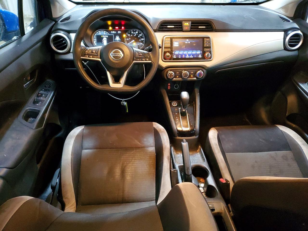 2021 NISSAN VERSA SV photo 22