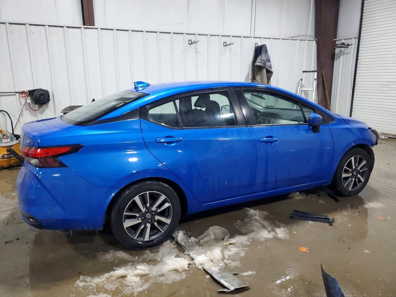 2021 NISSAN VERSA SV photo 7