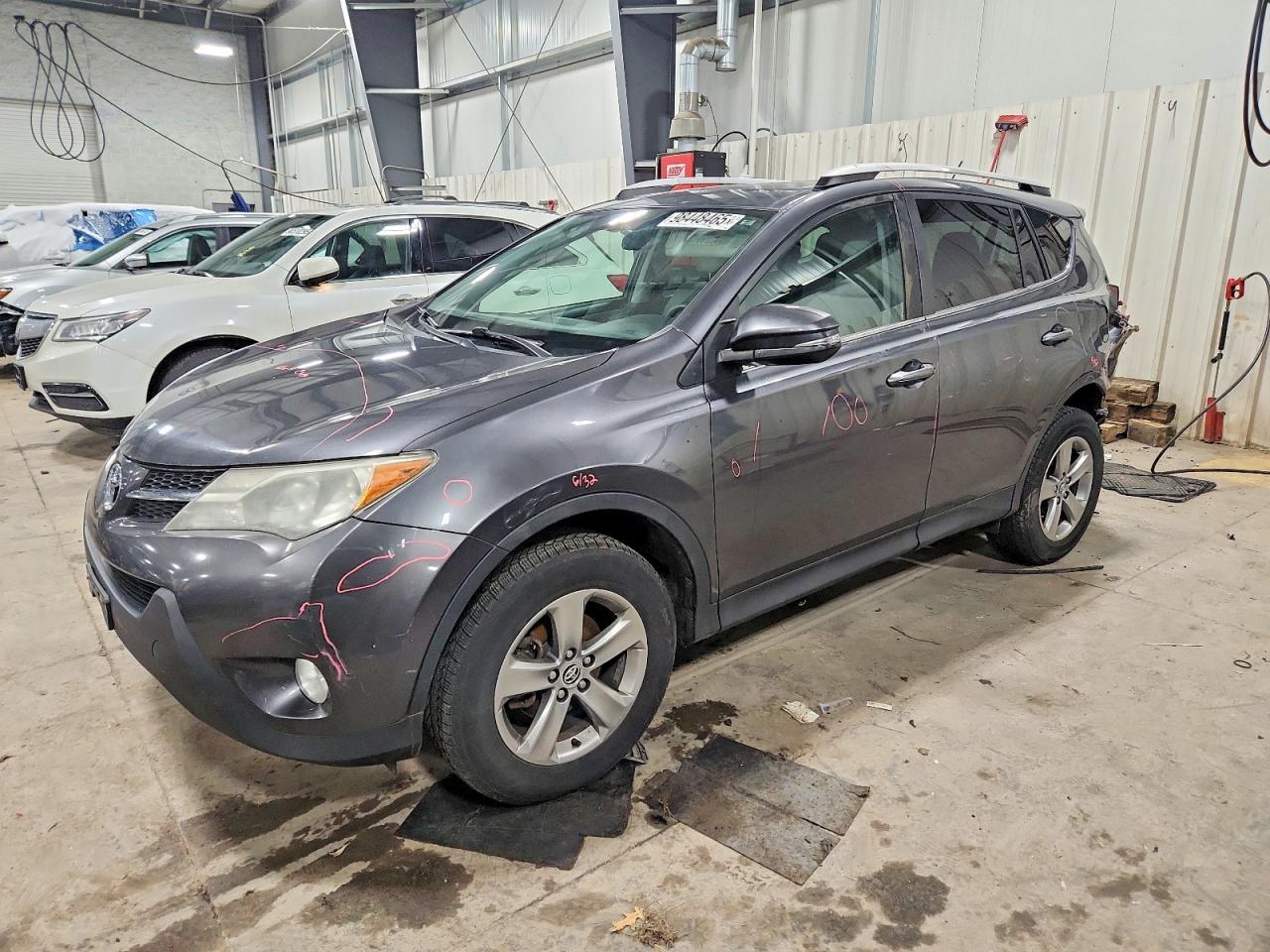 2015 TOYOTA RAV4