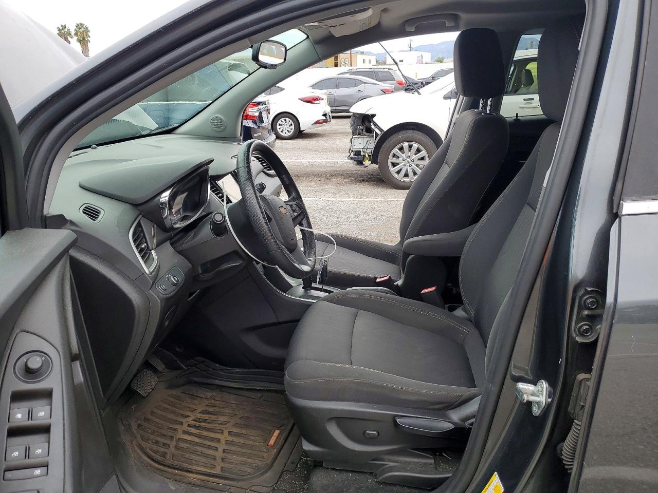 2019 CHEVROLET TRAX 1LT photo 13