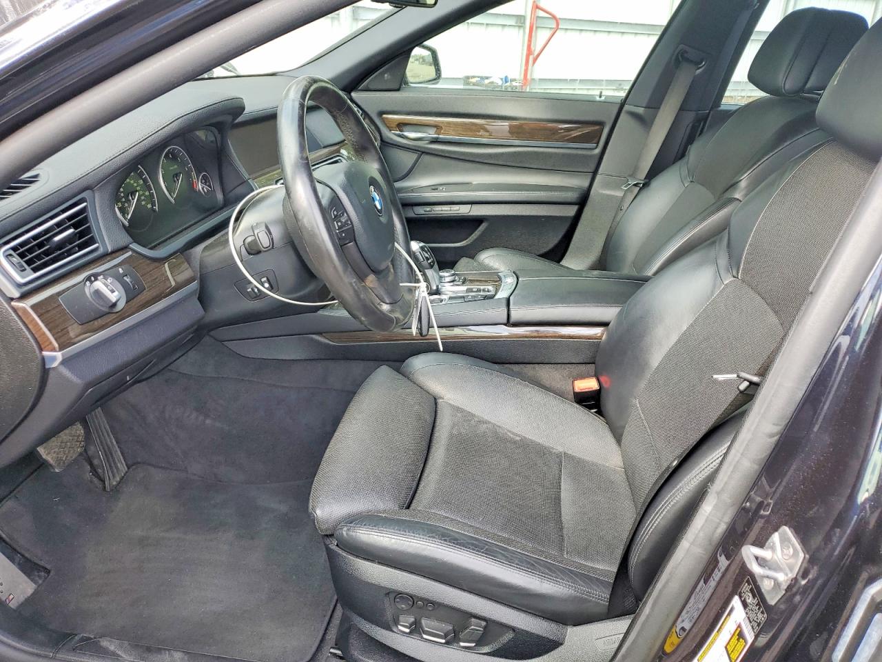 2012 BMW 750 LXI photo 13