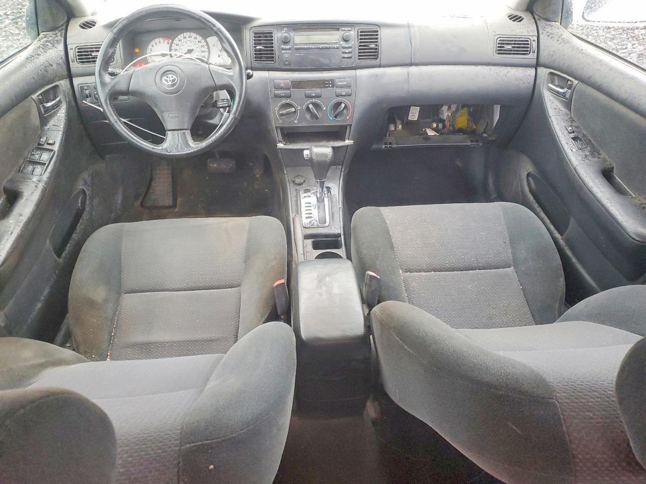 2004 TOYOTA COROLLA CE photo 8
