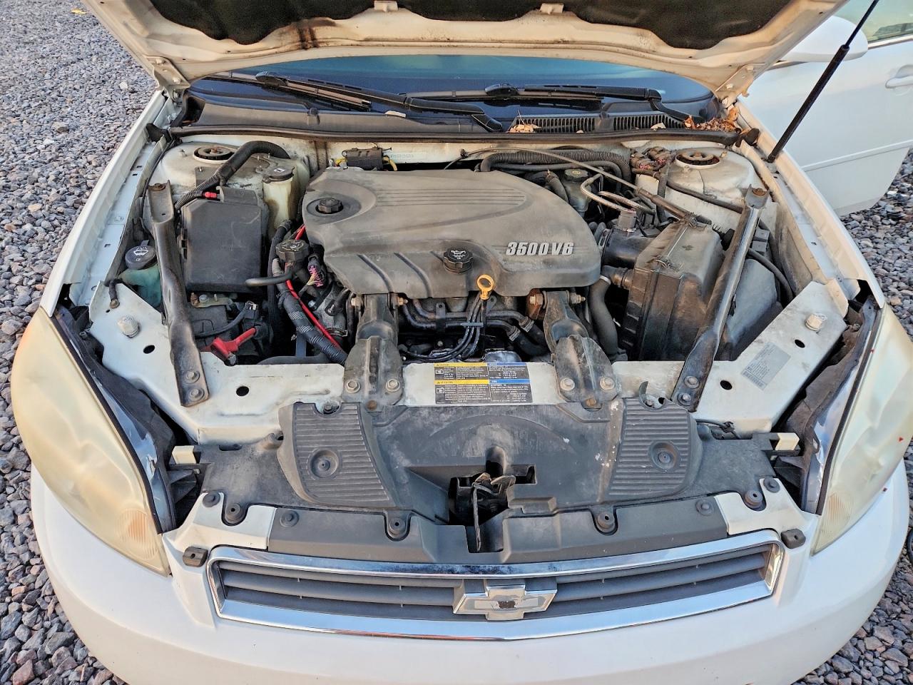 2010 CHEVROLET IMPALA LS photo 11