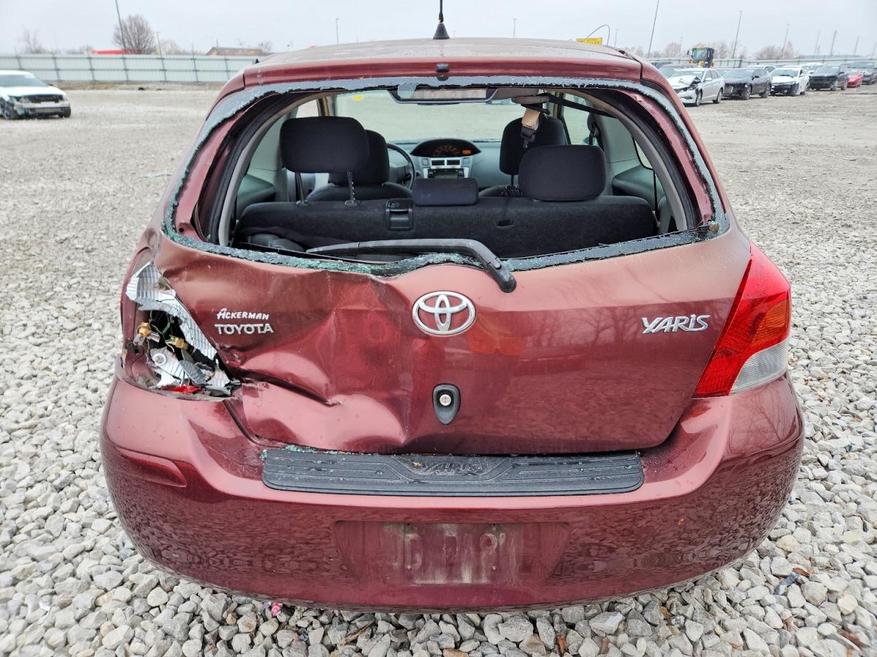 2009 TOYOTA YARIS photo 6